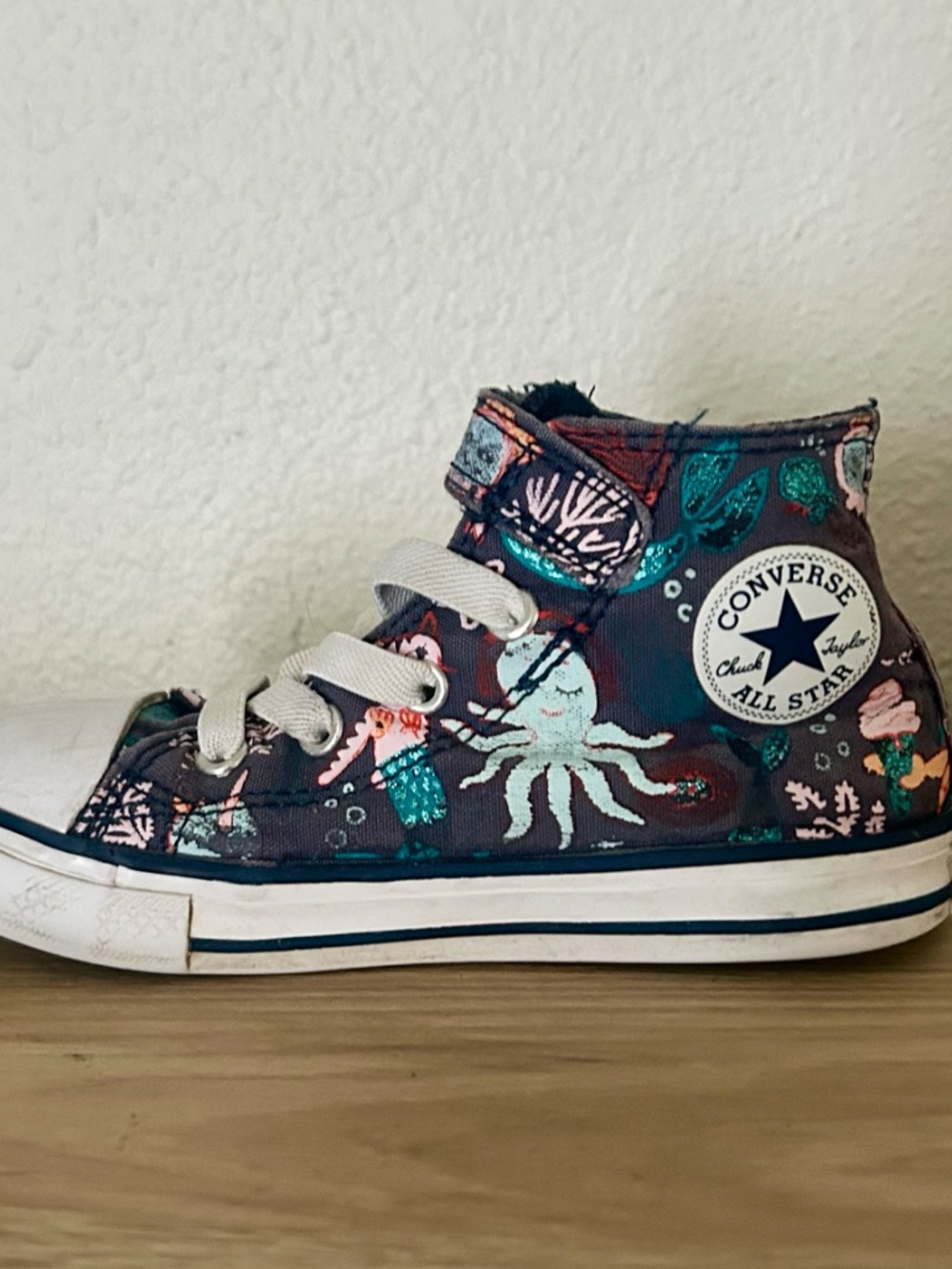 Mermaid Converse - Picture 2 of 7